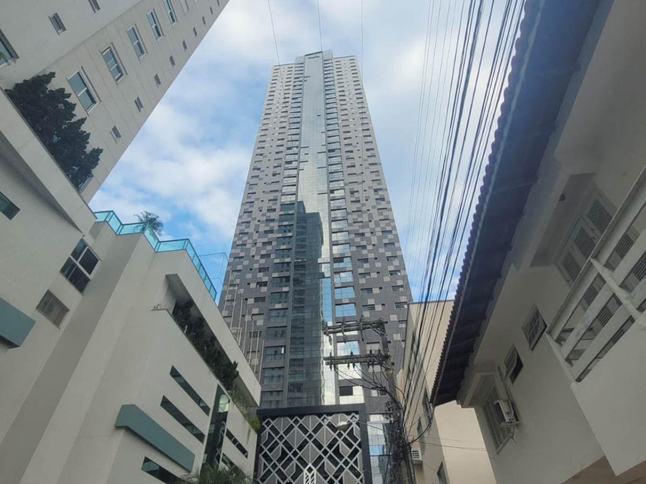 Royal Tower Residence