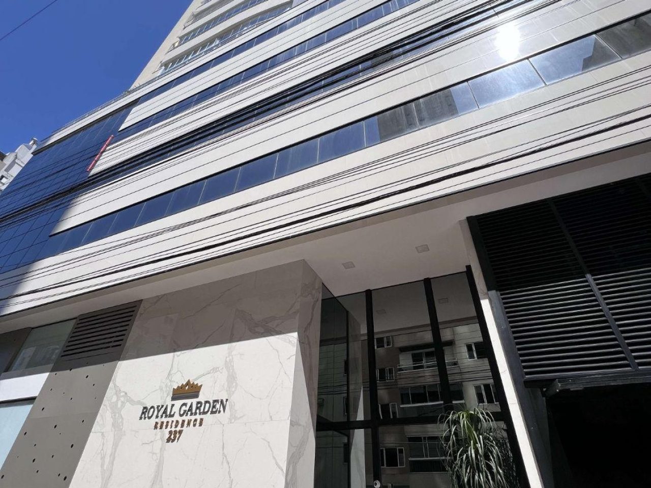 EDIFICIO ROYAL GARDEN