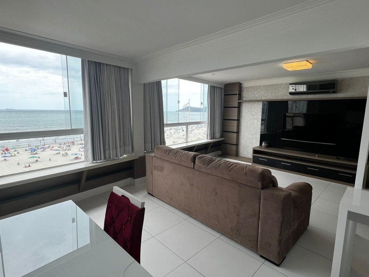 Apartamento Frente Mar mobiliado